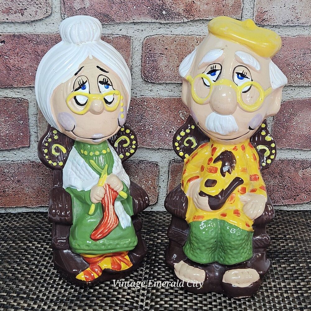 Vtg Hong Kong Blow-mold Coin Banks Grandma & Grandpa Rocking Chairs Set IMCO